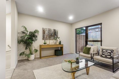 Photo of property in 13 Impatiens Lane, Massey, Auckland, 0614