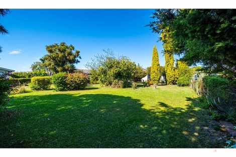 Photo of property in 6 Parsonage Road, Waimate, 7924