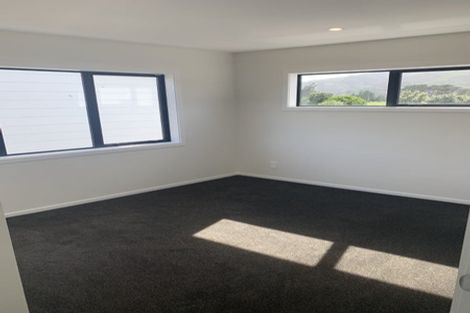 Photo of property in 10 Okoutu Lane, Moera, Lower Hutt, 5010