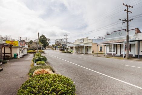 Photo of property in 2898 Kimbolton Road, Kimbolton, 4774