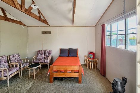 Photo of property in 1933 Parewanui Road, Parewanui, Bulls, 4894