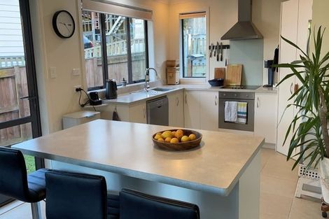 Photo of property in 3 Ruapehu Drive, Fitzherbert, Palmerston North, 4410