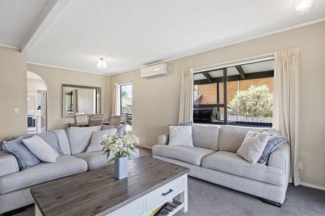 Photo of property in 2/49 Salisbury Road, Birkdale, Auckland, 0626