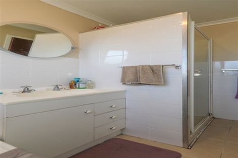 Photo of property in 38a Waikato Esplanade, Ngaruawahia, 3720