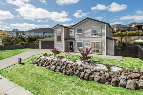 Photo of property in 22 Syd Grant Crescent, Orewa, 0931