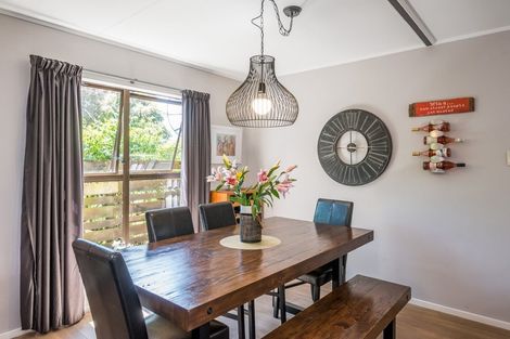 Photo of property in 82 Gray Avenue, Paraparaumu Beach, Paraparaumu, 5032