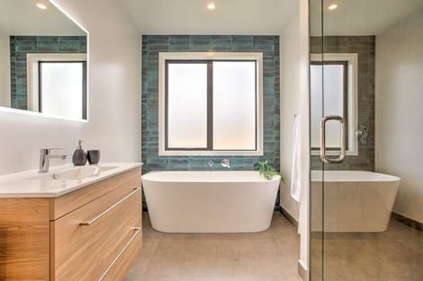 Photo of property in 14 Campbell Road, Wanaka, 9305