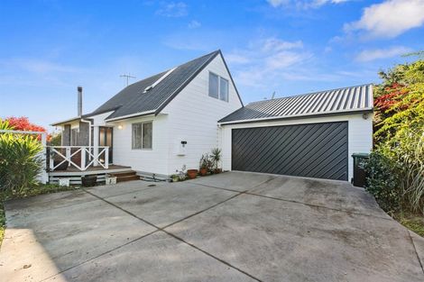 Photo of property in 30 Te Arawa Place, Welcome Bay, Tauranga, 3112