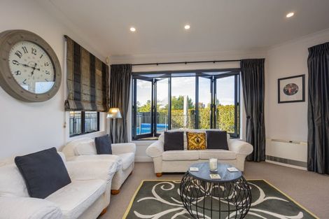 Photo of property in 31 Balmoral Drive, Terrace End, Palmerston North, 4410