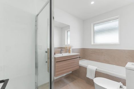 Photo of property in 28b Hooker Avenue, Bryndwr, Christchurch, 8053