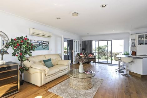 Photo of property in 61 Hamurana Road, Omokoroa, 3114