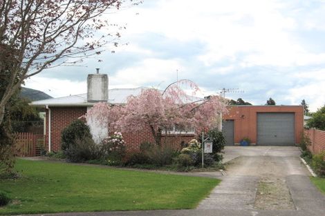 Photo of property in 35 Rutland Street, Utuhina, Rotorua, 3015