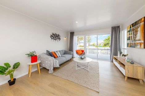 Photo of property in 8 Lympne Lane, Mangere, Auckland, 2022