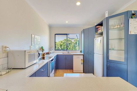 Photo of property in 61 Waipuna Grove, Welcome Bay, Tauranga, 3112