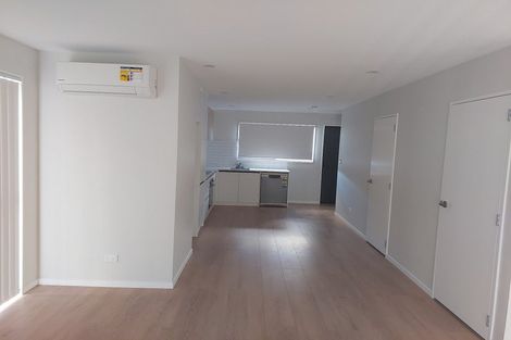 Photo of property in 21 Tukari Lane, Mangere Bridge, Auckland, 2022