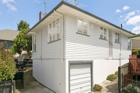 Photo of property in 19a Price Crescent, Mount Wellington, Auckland, 1060