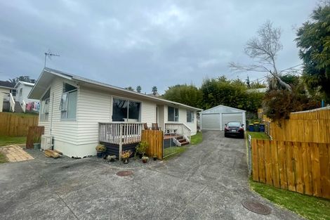 Photo of property in 32 Candia Road, Swanson, Auckland, 0614