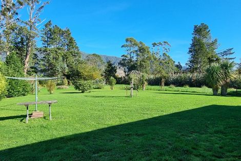 Photo of property in 2535 Lake Brunner Road, Inchbonnie, Kumara, 7875