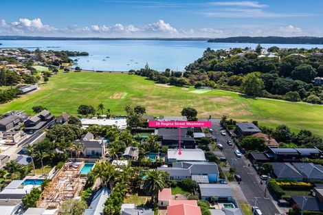 Photo of property in 28 Regina Street, Westmere, Auckland, 1022