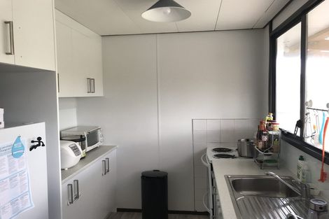 Photo of property in 22 Crosby Road, West Harbour, Auckland, 0618