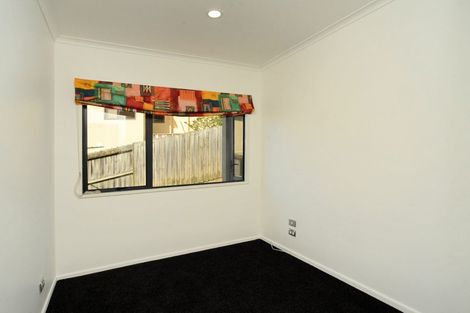 Photo of property in 7 Glenreagh Place, Torbay, Auckland, 0630