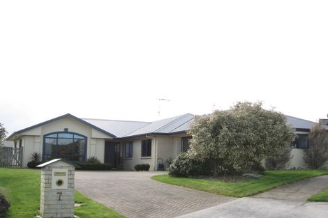 Photo of property in 7 Flora Way, Rototuna, Hamilton, 3210