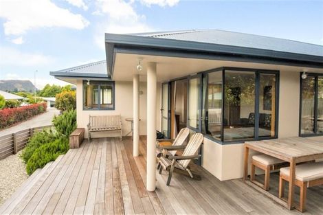 Photo of property in 115a Meadowstone Drive, Wanaka, 9305