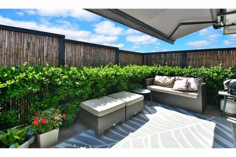 Photo of property in 2/54 Lakeside Drive, Orewa, 0931