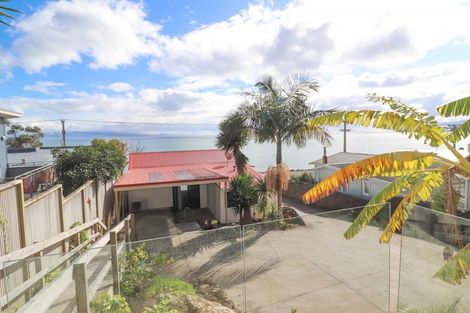 Photo of property in 372 Thames Coast Sh25 Road, Thornton Bay, Thames, 3575