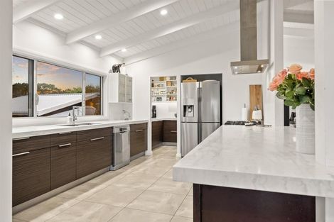 Photo of property in 145 Hanham Road, Kumeu, 0891