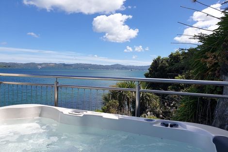 Photo of property in 719 Marine Drive, Eastbourne, Lower Hutt, 5013