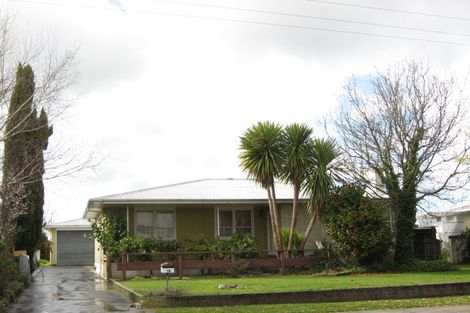 Photo of property in 18 Lipscombe Crescent, Havelock North, 4130
