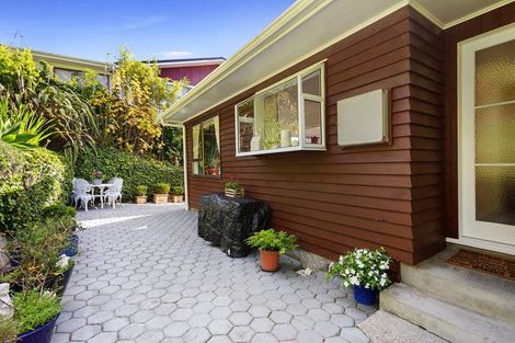 Photo of property in 34 Greyfriars Crescent, Tawa, Wellington, 5028