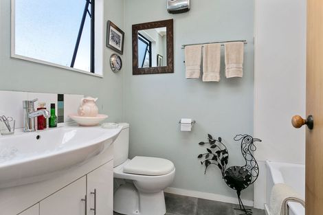 Photo of property in 10 Swift Place, Leamington, Cambridge, 3432