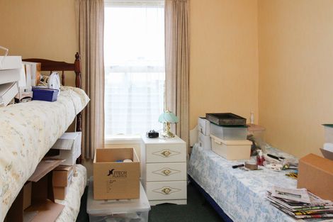 Photo of property in 28 Lincoln Street, Hampden, 9410