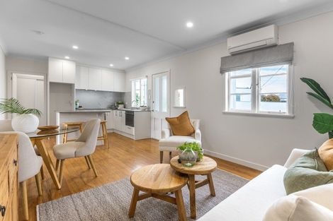 Photo of property in 2/27 Calliope Road, Devonport, Auckland, 0624