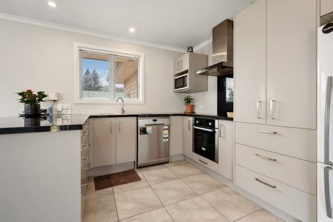 Photo of property in 8a Mead Avenue, Cromwell, 9310