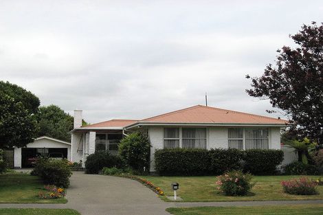 Photo of property in 35 Toorak Avenue, Avonhead, Christchurch, 8042