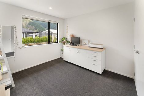 Photo of property in 11 Huntaway Close, Stoke, Nelson, 7011