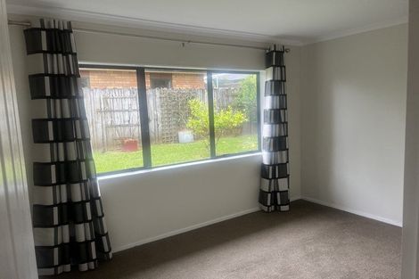 Photo of property in 2 Courtvale Place, Flat Bush, Auckland, 2019
