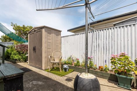 Photo of property in 4/2 Lee Road, Taradale, Napier, 4112