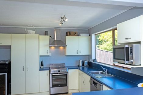 Photo of property in 8 Timaru Grove, Kelson, Lower Hutt, 5010