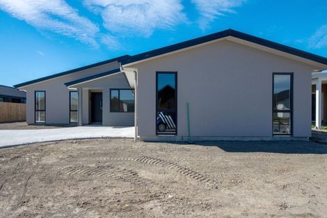 Photo of property in 28 Rose Manor Drive, Springlands, Blenheim, 7201