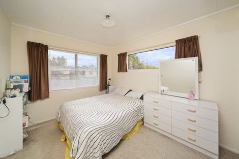 Photo of property in 3 Virginia Place, Whalers Gate, New Plymouth, 4310