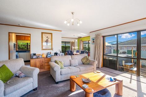 Photo of property in 25a Kaka Road, Raumati Beach, Paraparaumu, 5032