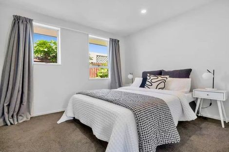 Photo of property in 30b Takaro Avenue, Sockburn, Christchurch, 8042