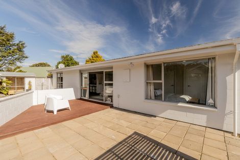 Photo of property in 14 De Bloge Place, Burwood, Christchurch, 8061