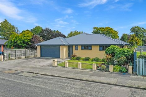 Photo of property in 50a Mcmurdo Street, Tinwald, Ashburton, 7700