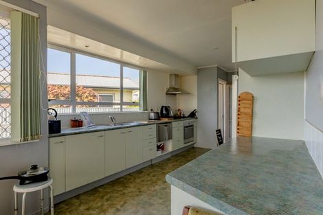 Photo of property in 15 Elliott Street, Taradale, Napier, 4112