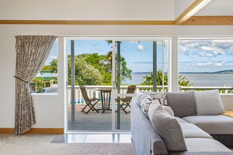 Photo of property in 129 Church Street, Onerahi, Whangarei, 0110